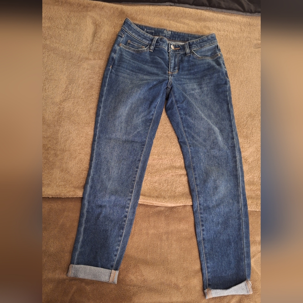 a.n.a Blue Ankle Jeans. Bundle 3+ items & save 25% automatically 🛍